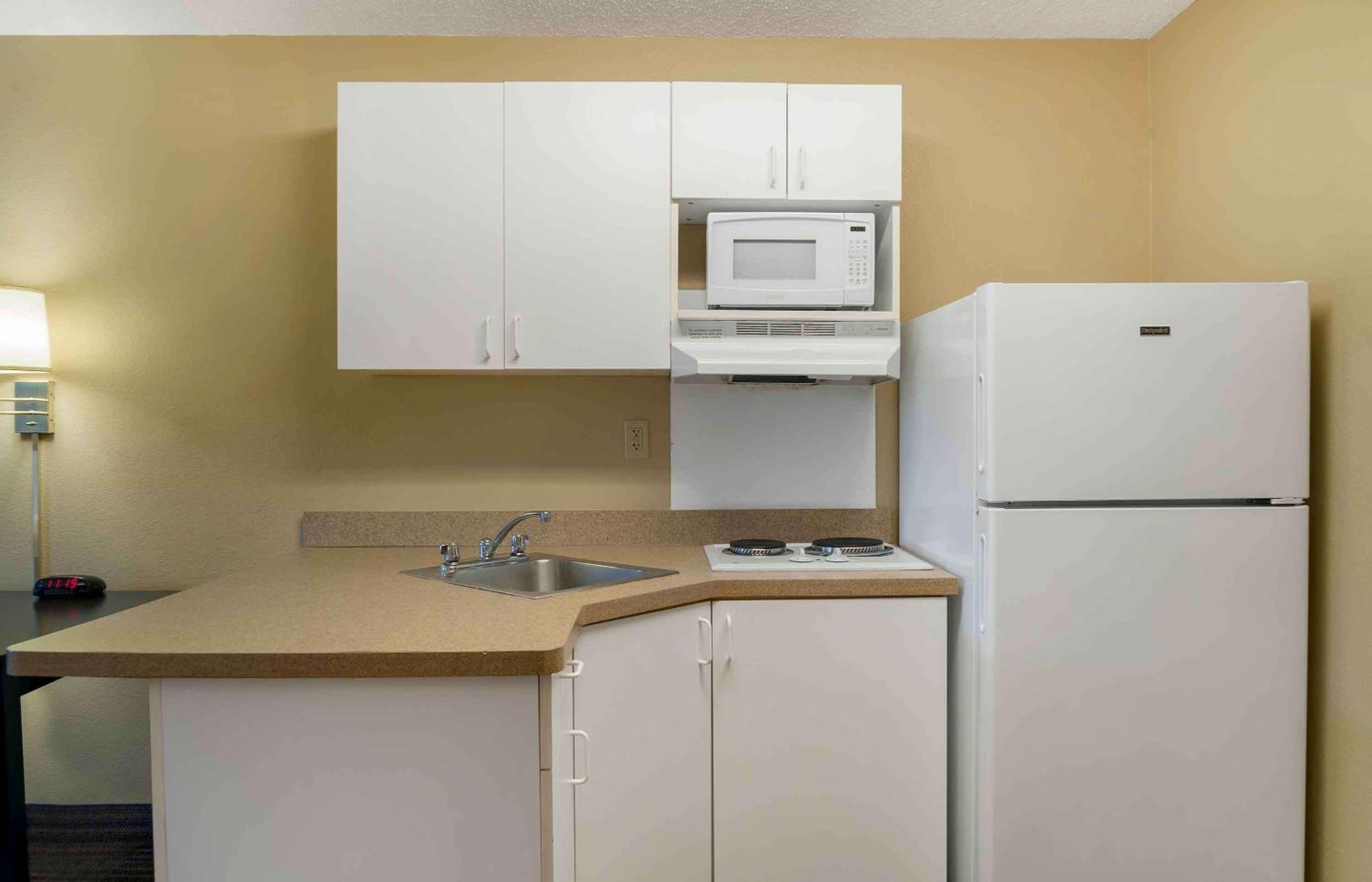 Extended Stay America Suites - Detroit - Metropolitan Airport Romulus Exteriör bild